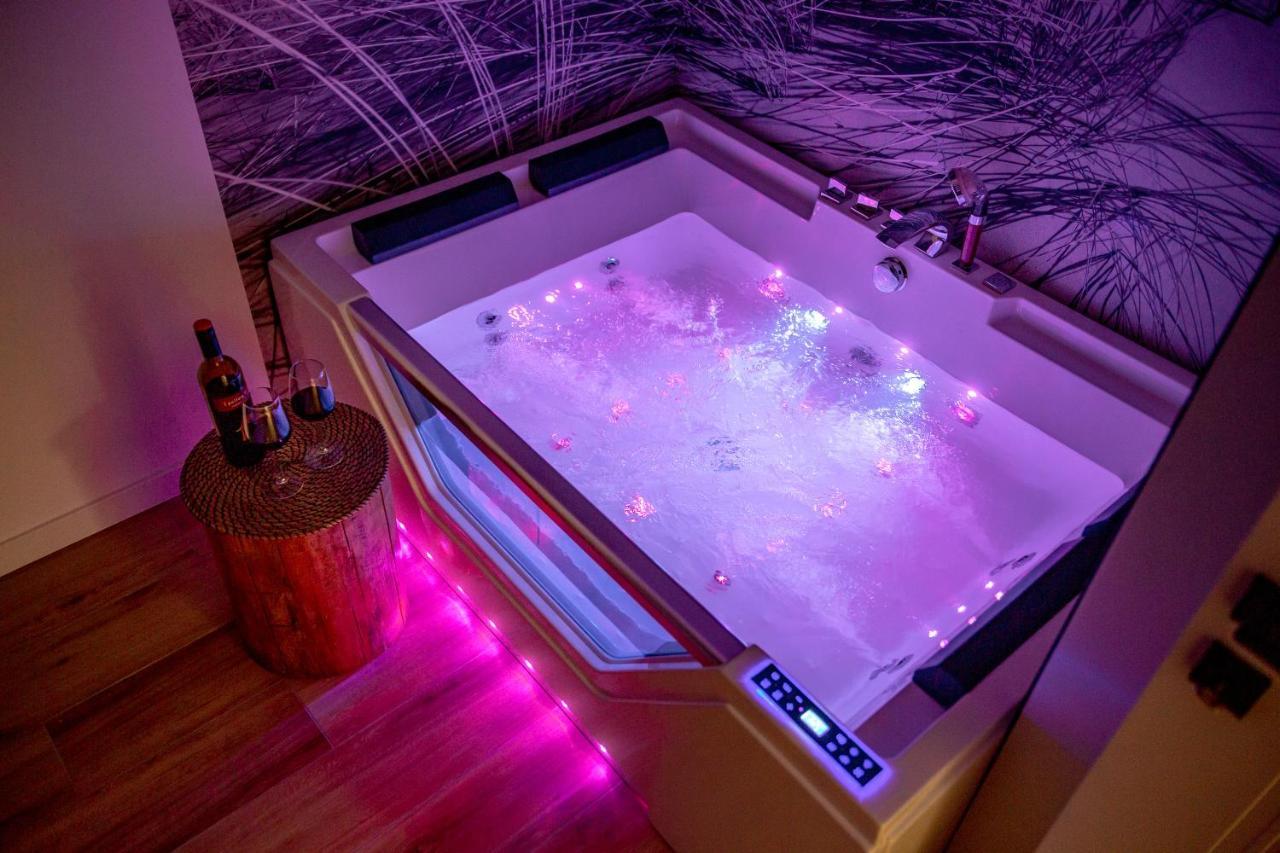 Apartament Z Jacuzzi & Sauna Chillout Kolberg Exterior foto