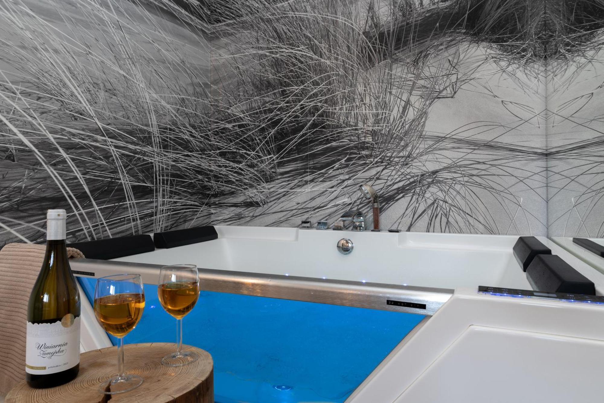 Apartament Z Jacuzzi & Sauna Chillout Kolberg Exterior foto